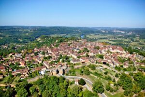 Vue aérienne de Domme