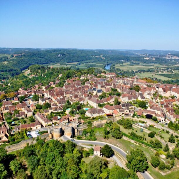 Vue aérienne de Domme