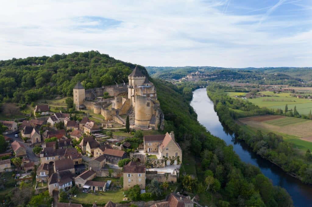 vue aérienne de Castelnaud-la-chapelle